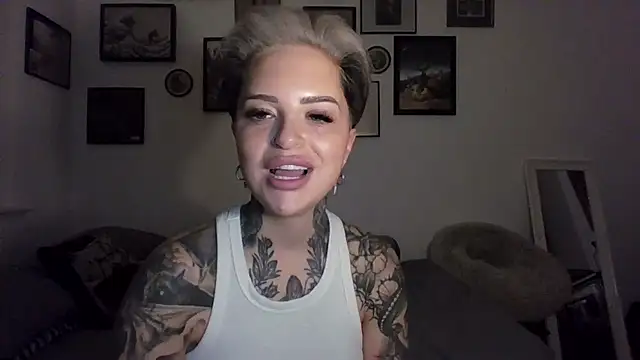 Alexandersonxo online show from 3, 2, 2026