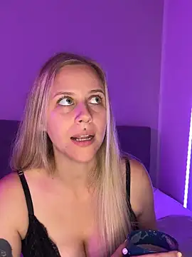 lunawolf21 online show from 22, 9, 2025