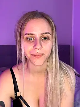 lunawolf21 online show from 12, 11, 2025