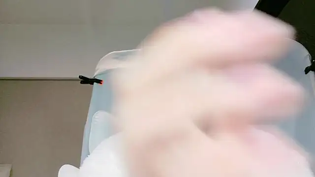 YUNO 0214 online show from 22, 1, 2025