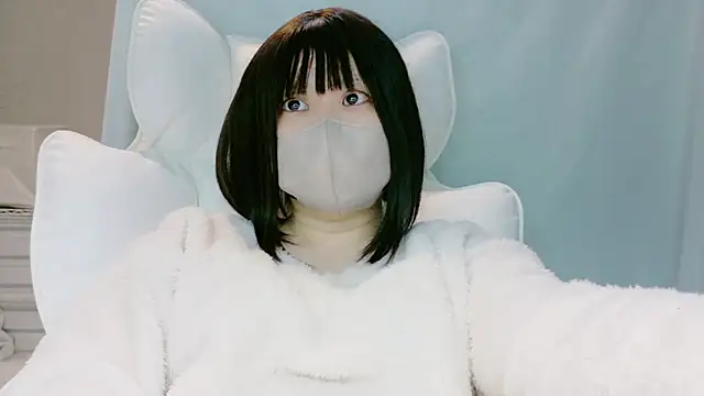 YUNO 0214 online show from 25, 1, 2025