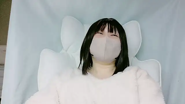 YUNO 0214 online show from 27, 1, 2025