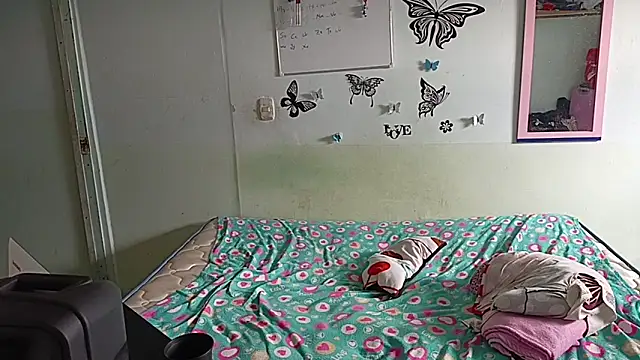 luxandracon23 online show from 20, 3, 2025