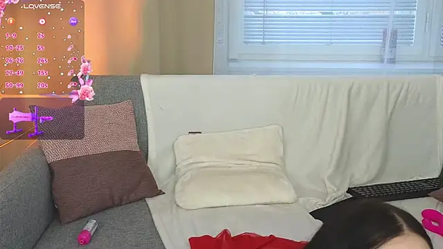 AlicePlayss online show from 22, 3, 2025