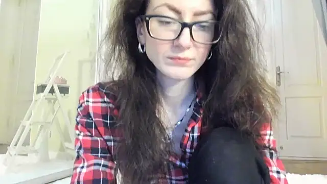 Baby Jewel online show from 23, 1, 2025