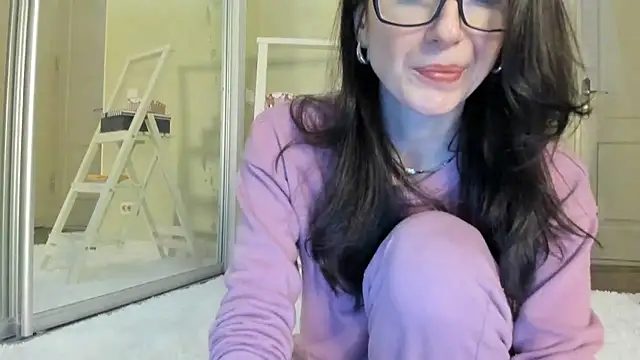 Baby Jewel online show from 30, 1, 2025