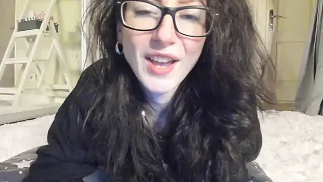 Baby Jewel online show from 6, 2, 2025