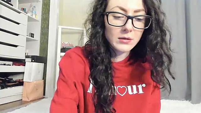 Baby Jewel online show from 23, 10, 2025