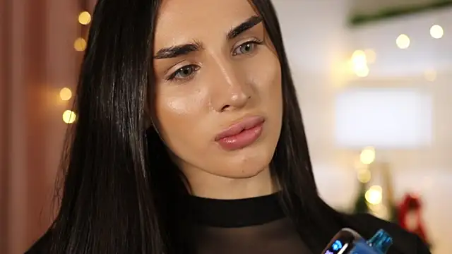 Kim Oberlin  online show from 4, 1, 2025