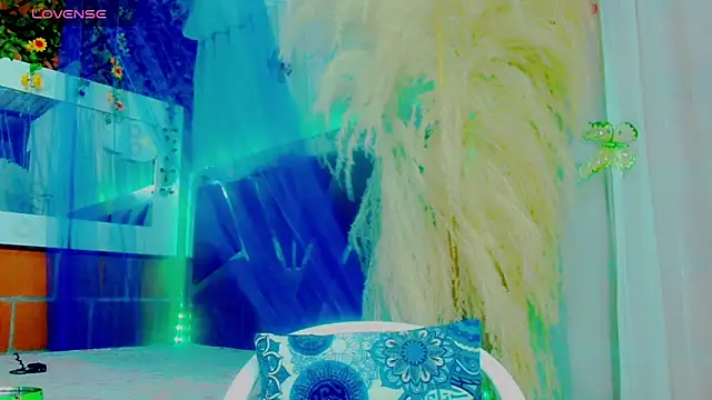 nauthyvalentina online show from 11, 4, 2026