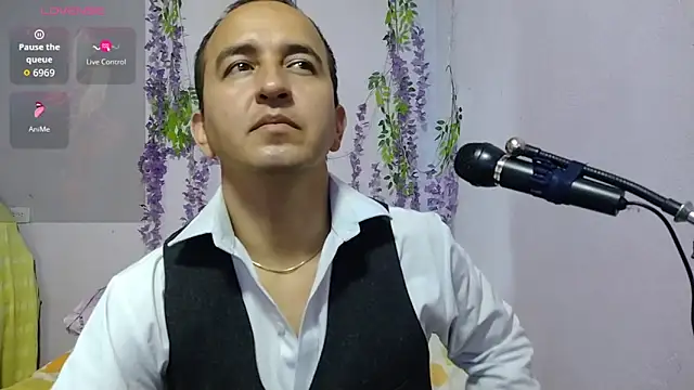 yazforeSolo online show from 17, 9, 2025