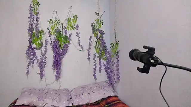 yazforeSolo online show from 22, 9, 2025