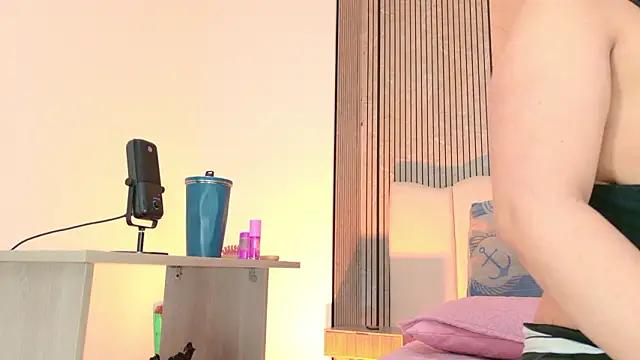 Sofia martiin online show from 23, 3, 2026