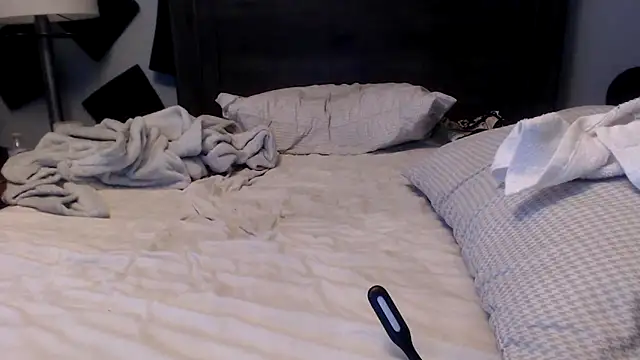 chased21 online show from 11, 4, 2026