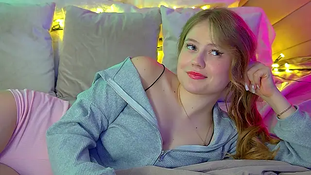 SelinSwarovski online show from 8, 3, 2025