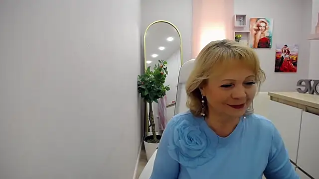 Milla Cutie18 online show from 6, 4, 2026