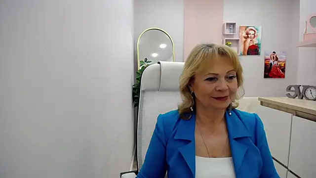 Snapshot of Milla_Cutie18 chatting on 28, 4, 2026 Milla Cutie18 online show from 28, 4, 2026