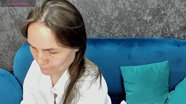 Snapshot of Lillian_White chatting on 10, 3, 2025 Lillian White online show from 10, 3, 2025