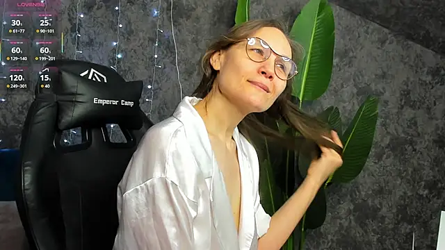 Lillian White online show from 6, 1, 2026