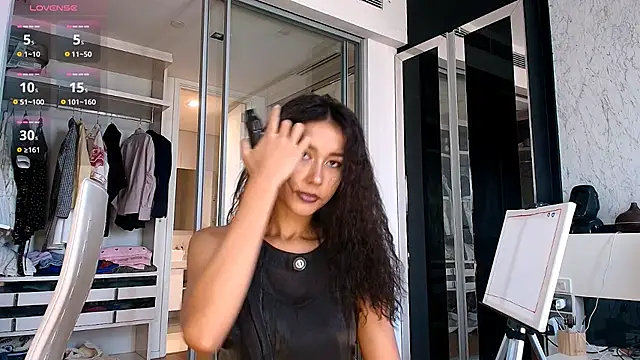 Melissa Mone online show from 18, 7, 2026