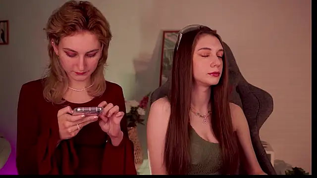 AveAngela online show from 4, 1, 2025