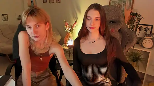 AveAngela online show from 16, 1, 2025