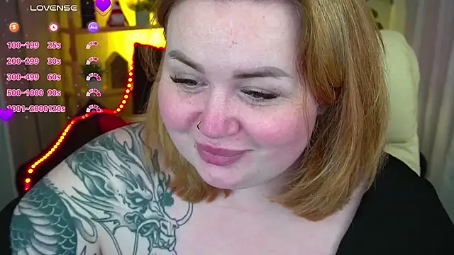 ZaraReignn online show from 3, 3, 2025