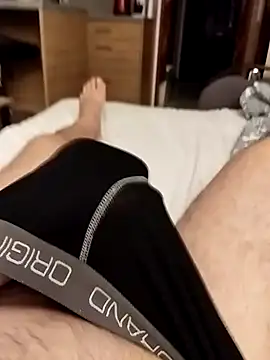 glacier77glacier77 online show from 3, 12, 2024