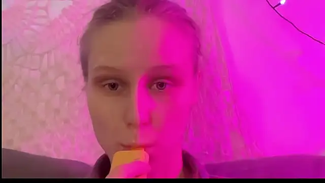 KatiKate online show from 12, 2, 2025