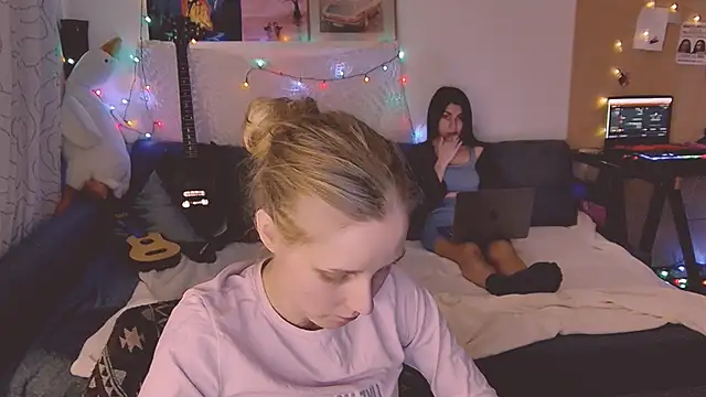 KatiKate online show from 25, 2, 2025