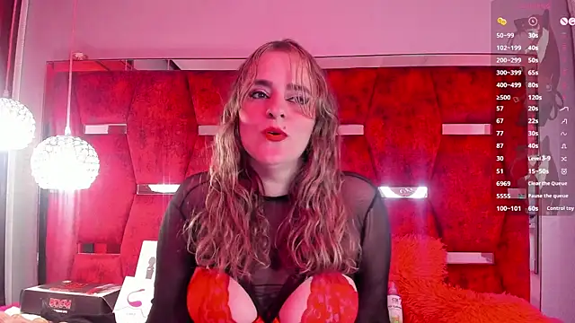 GinnaGrace online show from 6, 3, 2025