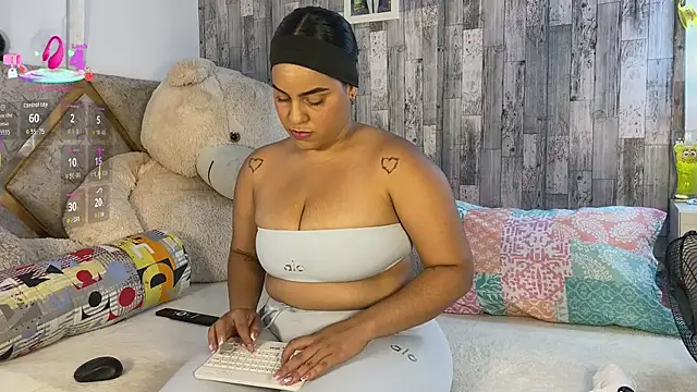 Violetrousse online show from 23, 10, 2025