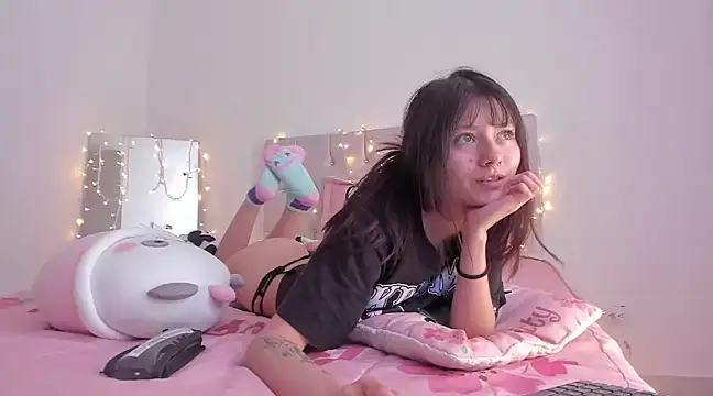 Snapshot of Sakito_Tokio chatting on 2, 1, 2025 Sakito Tokio online show from 2, 1, 2025