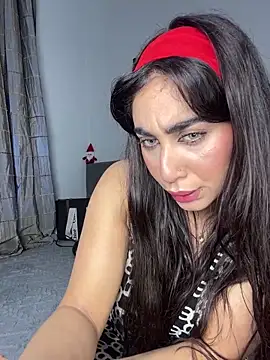 Snapshot of Meryem_Queen chatting on 12, 2, 2026 Meryem Queen online show from 12, 2, 2026