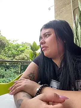 alissonfernandez  online show from 14, 3, 2025