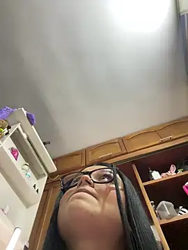 alissonfernandez  online show from 17, 1, 2026