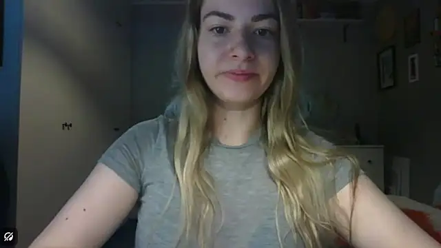 Snapshot of ROSIEx_sweet chatting on 15, 7, 2026 ROSIEx sweet online show from 15, 7, 2026