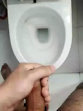 KeepCummingForYou73 online show from 9, 3, 2025