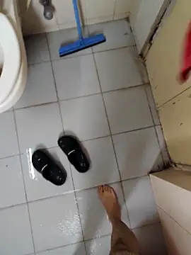 KeepCummingForYou73 online show from 5, 11, 2025