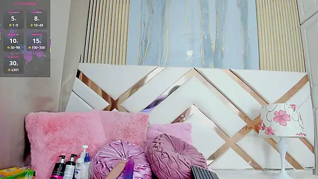 CoralHarmon online show from 22, 11, 2025