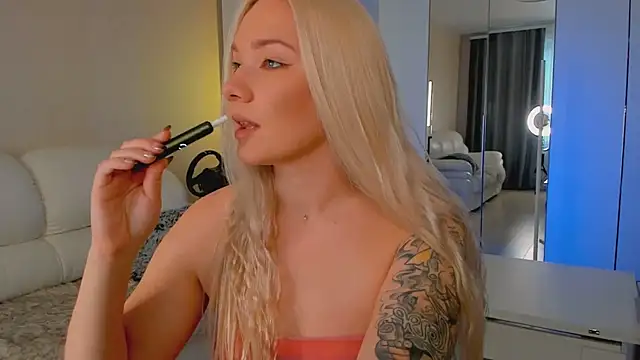 Snapshot of 1AlexaGoddess3 chatting on 24, 9, 2025 1AlexaGoddess3 online show from 24, 9, 2025