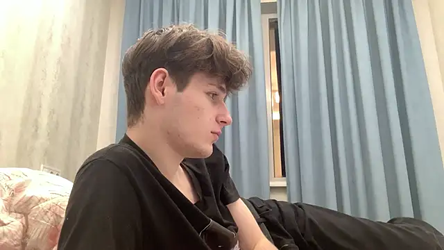 cutie guys online show from 7, 12, 2024