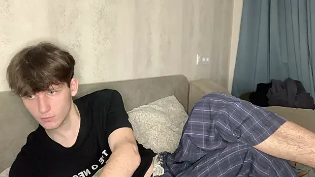 cutie guys online show from 20, 12, 2024