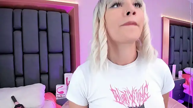 MadissonRey online show from 11, 3, 2025