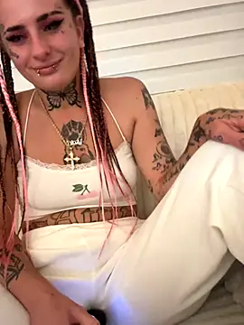 BlazyKitsune- online show from 18, 9, 2025