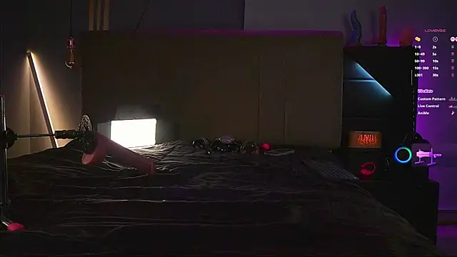 Snapshot of samuel_boy_tatoo chatting on 29, 11, 2025 samuel boy tatoo online show from 29, 11, 2025