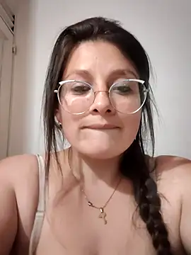 Snapshot of Neve_Collins chatting on 22, 12, 2024 Neve Collins online show from 22, 12, 2024