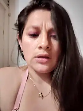 Snapshot of Neve_Collins chatting on 27, 12, 2024 Neve Collins online show from 27, 12, 2024