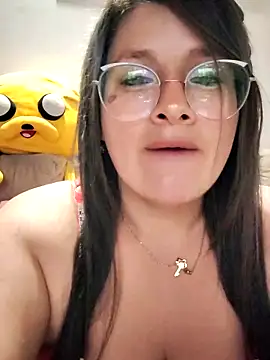 Snapshot of Neve_Collins chatting on 2, 2, 2025 Neve Collins online show from 2, 2, 2025