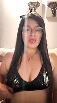 Snapshot of Neve_Collins chatting on 8, 2, 2025 Neve Collins online show from 8, 2, 2025